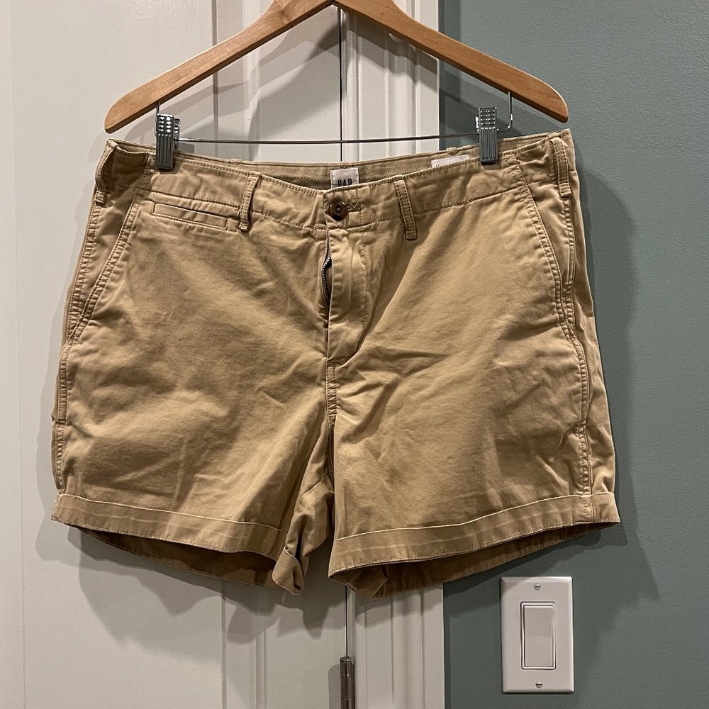 Gap Comfy 5" Khakhi Short
